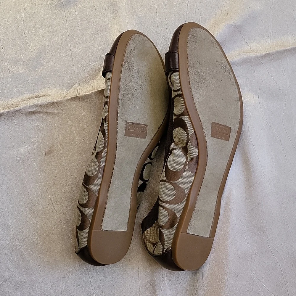 Coach Chelsea NWOB ladies ballet flats.Size 9.5B - Picture 8 of 12
